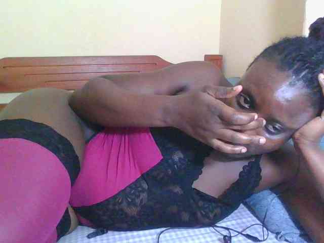Babyrozzilah webcam