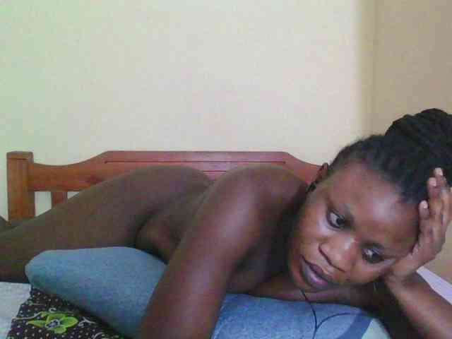Babyrozzilah webcam