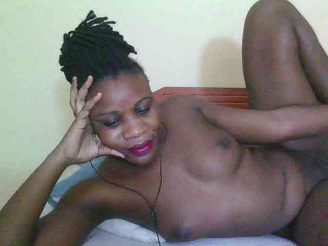 Babyrozzilah webcam