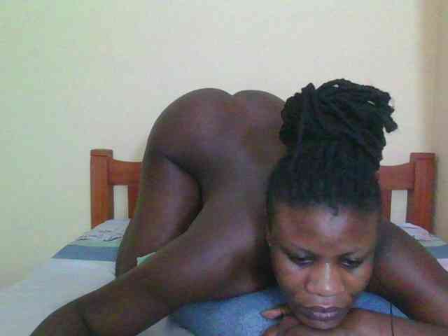 Babyrozzilah webcam