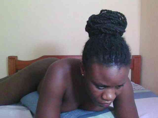 Babyrozzilah webcam