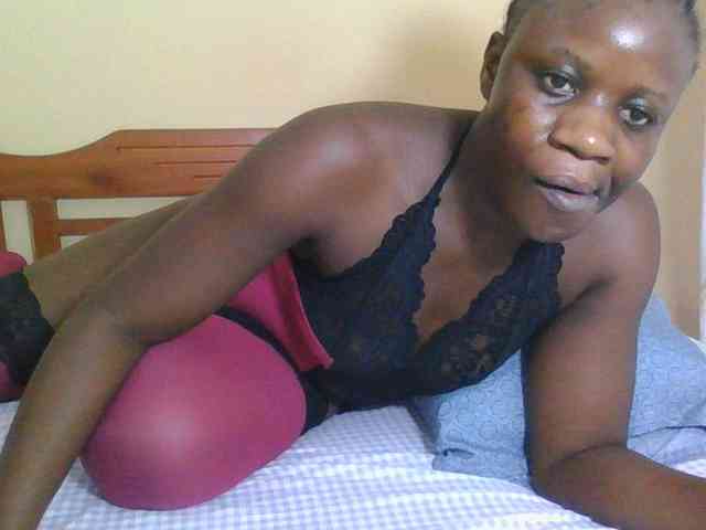 Babyrozzilah webcam