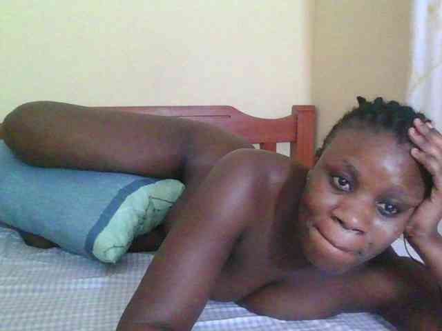 Babyrozzilah webcam