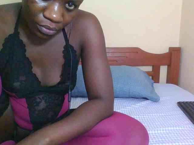 Babyrozzilah webcam