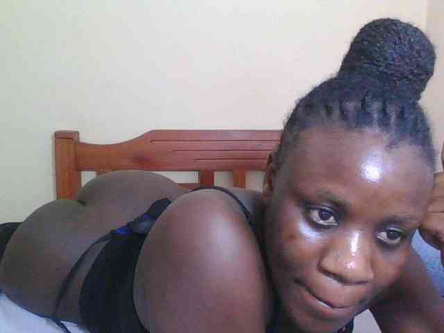 Babyrozzilah webcam