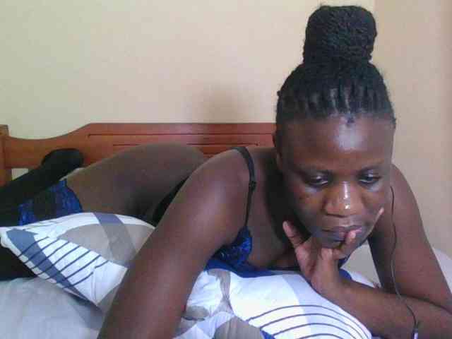 Babyrozzilah webcam