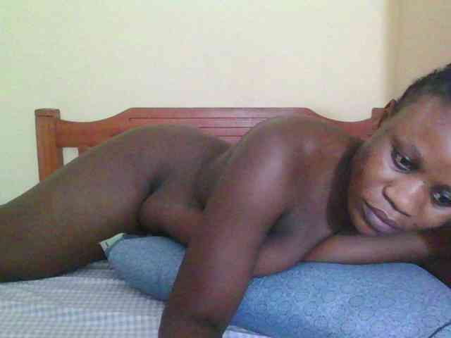 Babyrozzilah webcam