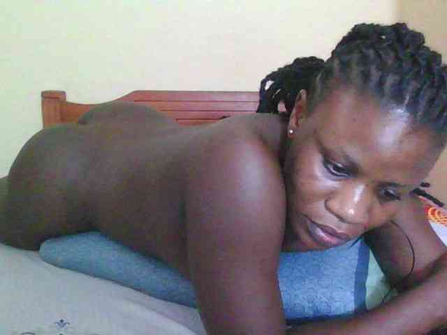 Babyrozzilah webcam