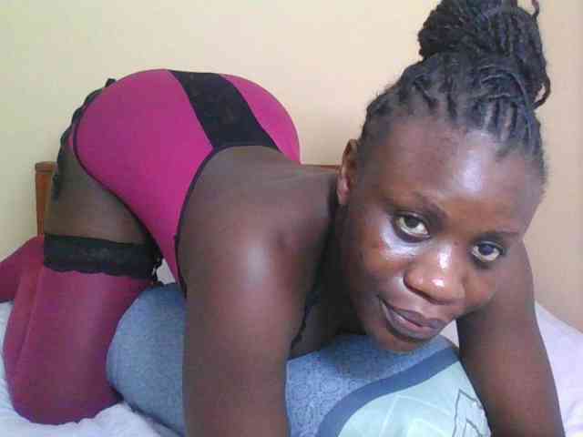 Babyrozzilah webcam