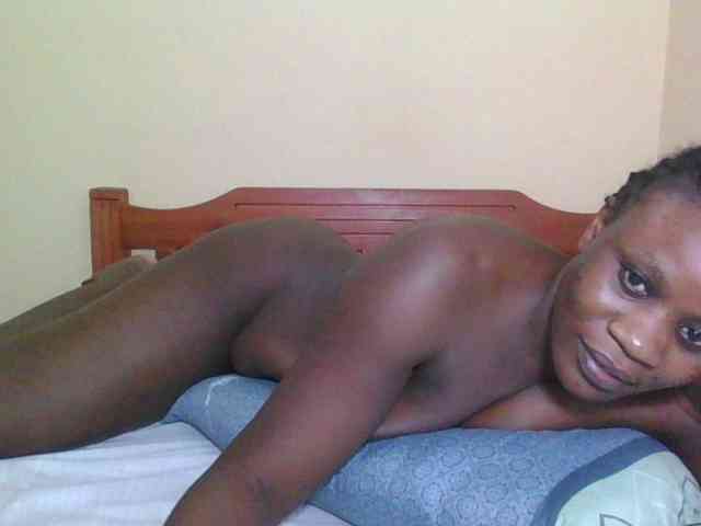 Babyrozzilah webcam