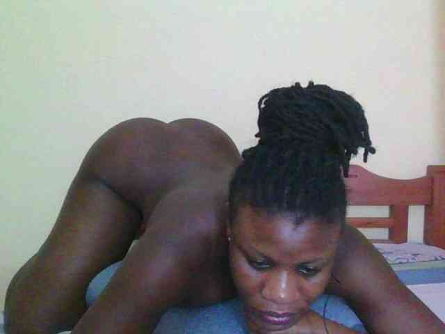 Babyrozzilah webcam