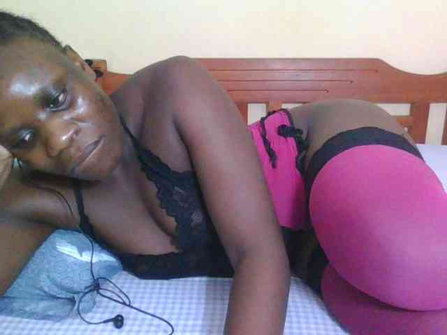 Babyrozzilah webcam