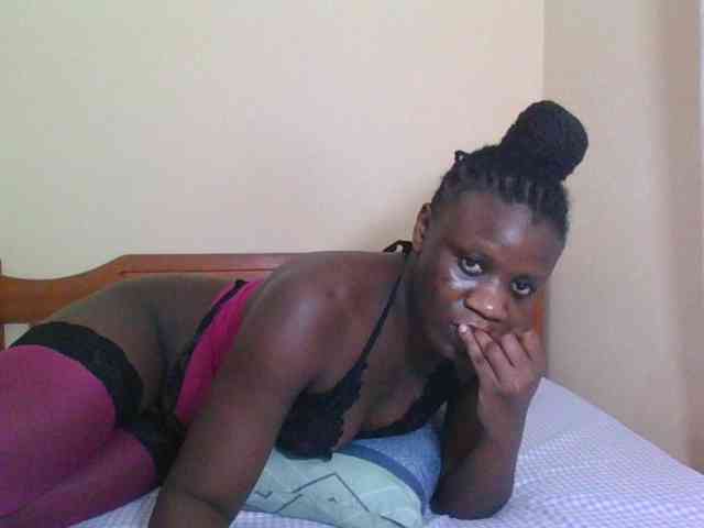 Babyrozzilah webcam
