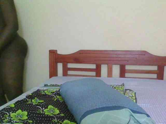 Babyrozzilah webcam