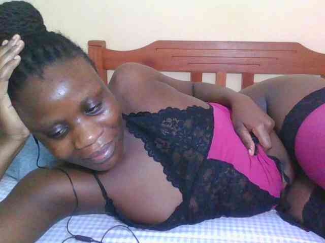 Babyrozzilah webcam