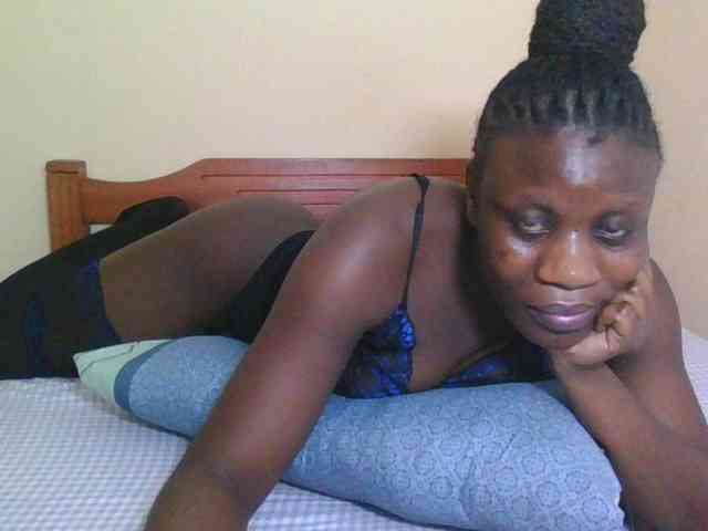 Babyrozzilah webcam
