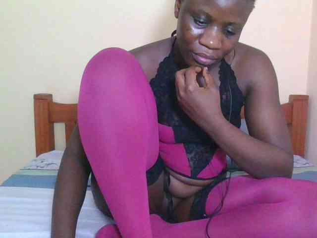 Babyrozzilah webcam