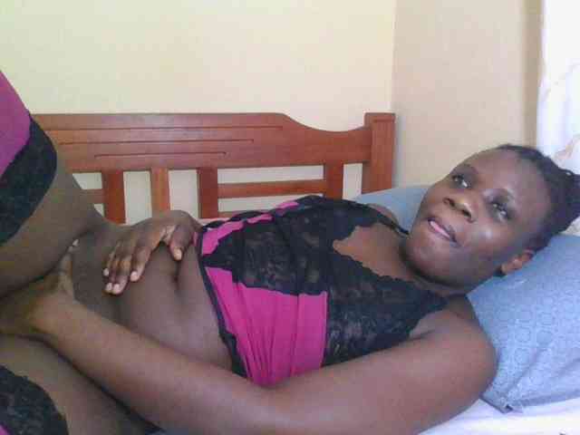 Babyrozzilah webcam