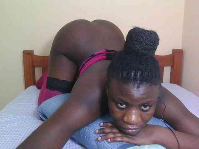 Babyrozzilah webcam