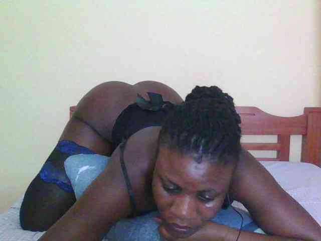 Babyrozzilah webcam