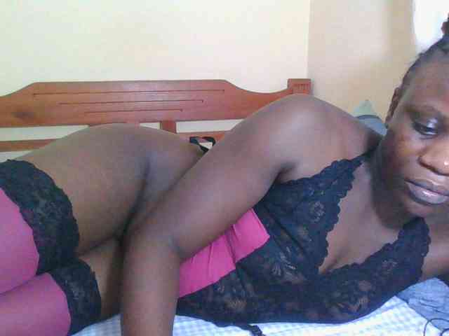 Babyrozzilah webcam
