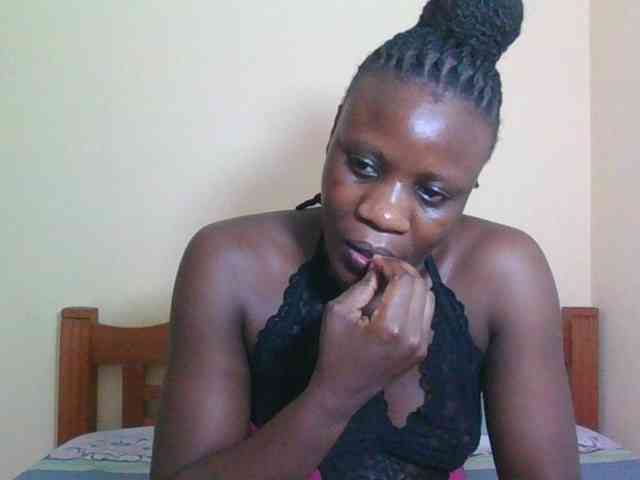 Babyrozzilah webcam