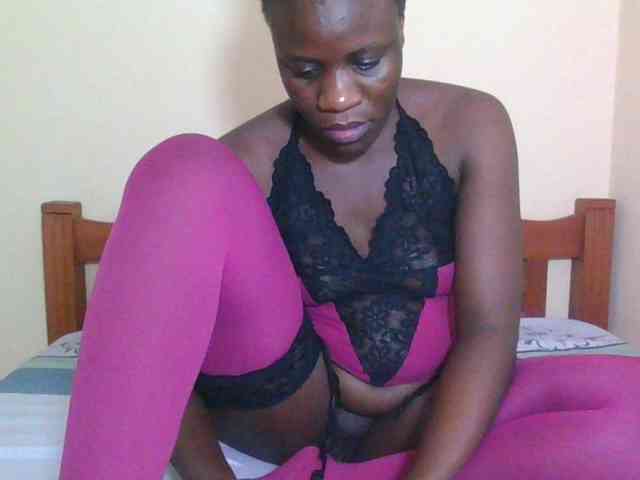 Babyrozzilah webcam
