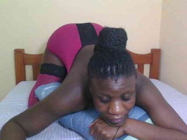 Babyrozzilah webcam