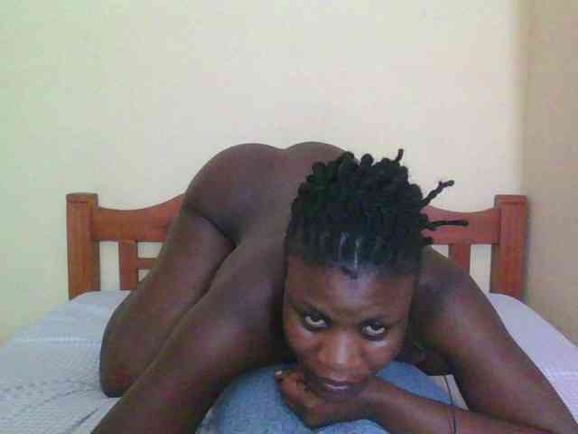 Babyrozzilah webcam