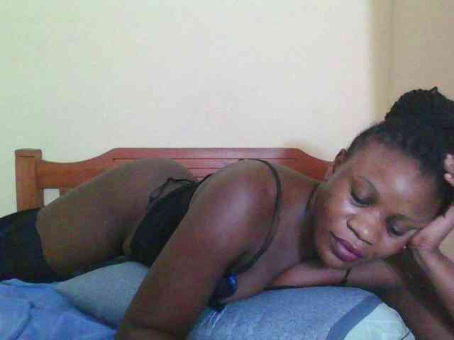 Babyrozzilah webcam