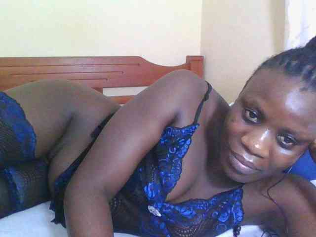 Babyrozzilah webcam
