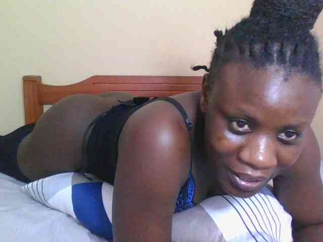 Babyrozzilah webcam