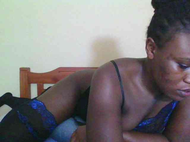 Babyrozzilah webcam