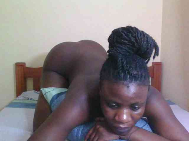 Babyrozzilah webcam