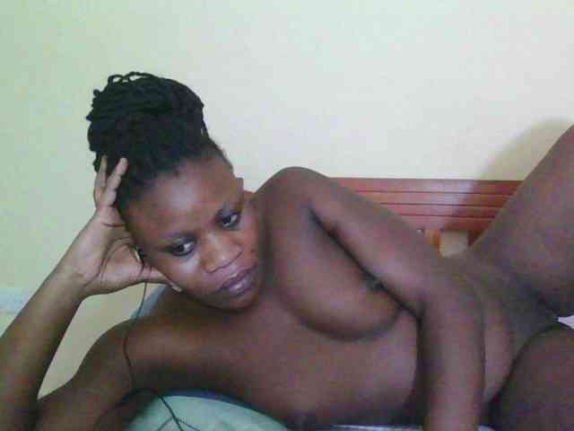 Babyrozzilah webcam