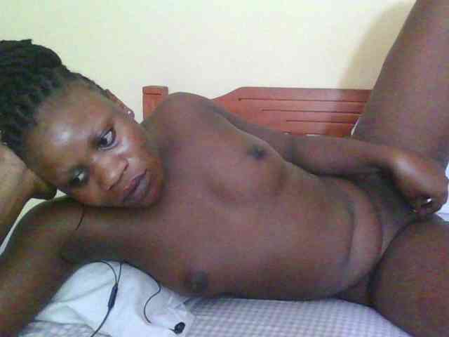 Babyrozzilah webcam