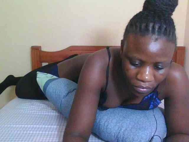 Babyrozzilah webcam