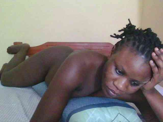 Babyrozzilah webcam