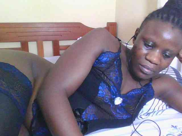 Babyrozzilah webcam
