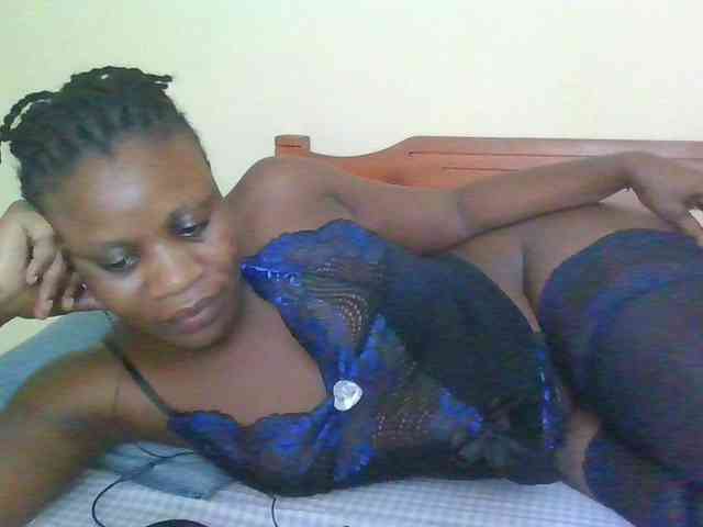 Babyrozzilah webcam