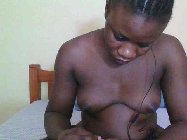 Babyrozzilah webcam