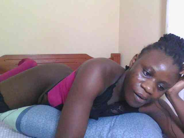 Babyrozzilah webcam