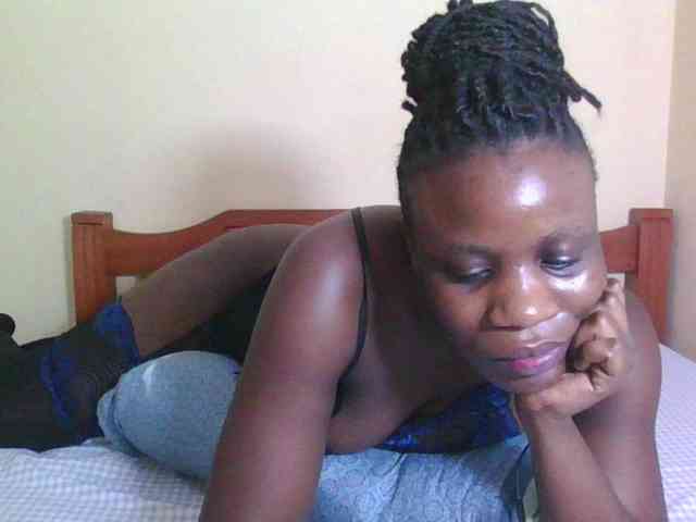 Babyrozzilah webcam