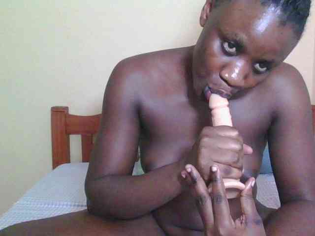 Babyrozzilah webcam