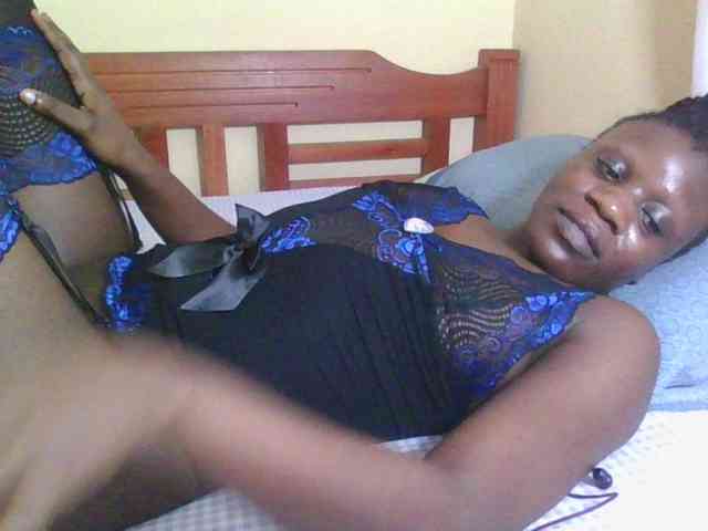 Babyrozzilah webcam