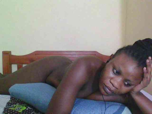 Babyrozzilah webcam