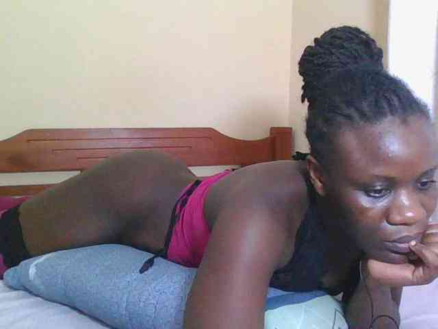 Babyrozzilah webcam