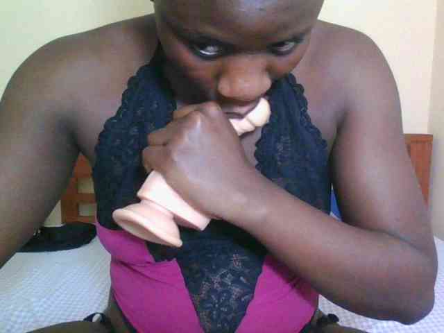 Babyrozzilah webcam
