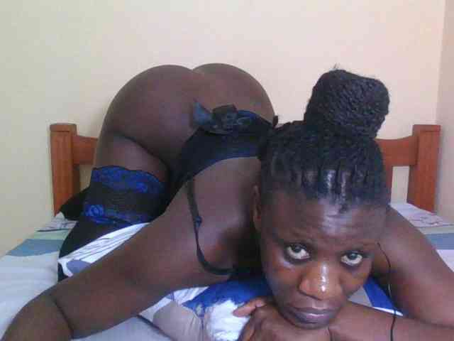 Babyrozzilah webcam