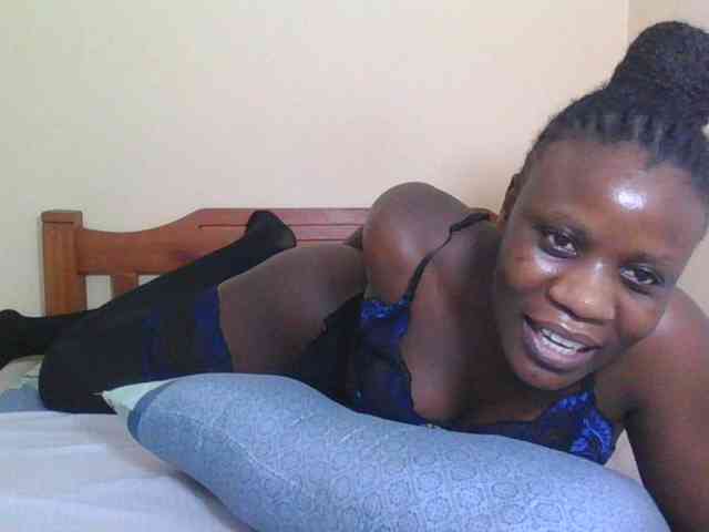 Babyrozzilah webcam